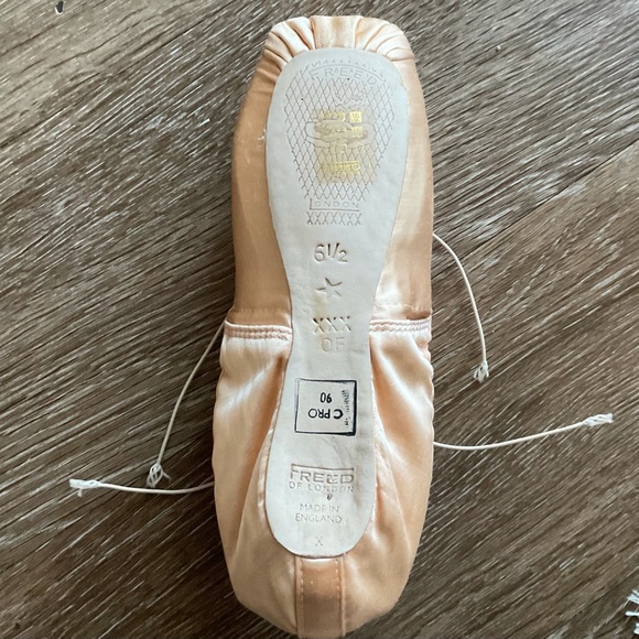 Freed of London Pointe Shoes 6.5 xxx - Picture 3 of 5